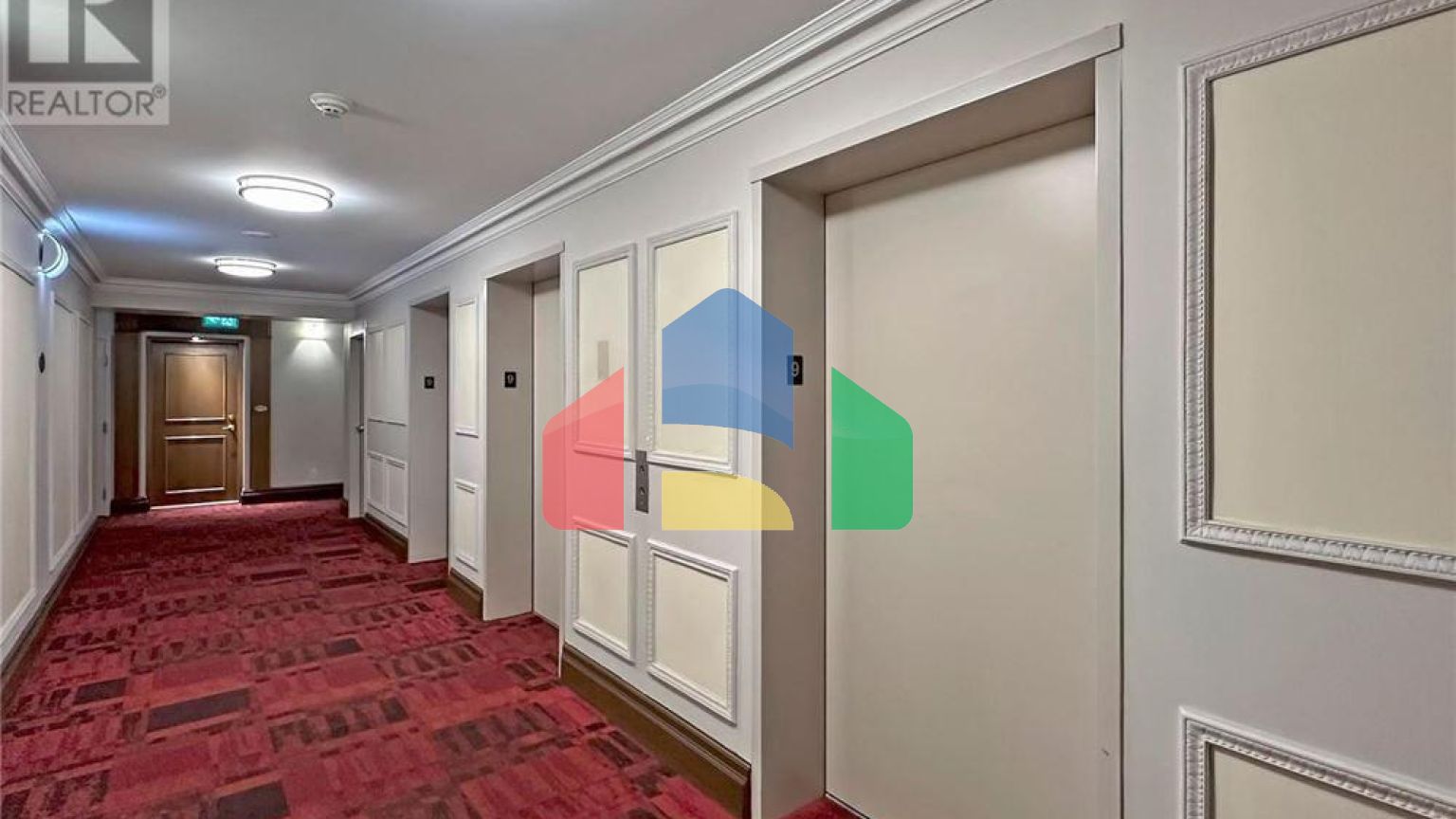 Residential - Single Family Home - Toronto, Canada - Canada