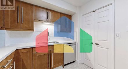 Residential - Single Family Home - Toronto, Canada - Canada