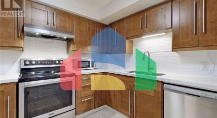 Residential - Single Family Home - Toronto, Canada - Canada