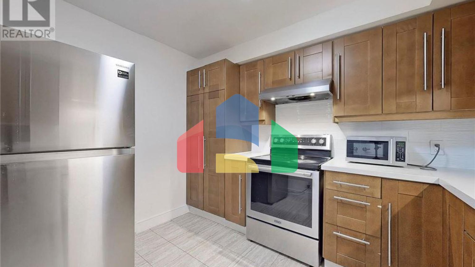 Residential - Single Family Home - Toronto, Canada - Canada