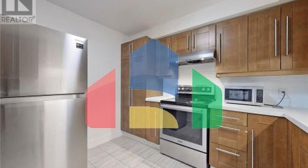 Residential - Single Family Home - Toronto, Canada - Canada