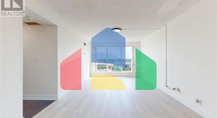 Residential - Single Family Home - Toronto, Canada - Canada