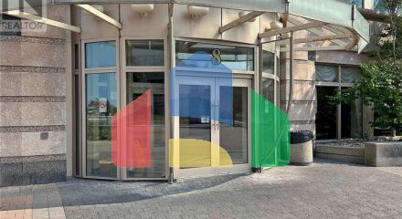 Residential - Single Family Home - Toronto, Canada - Canada