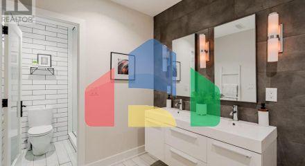 Residential - Single Family Home - Toronto, Canada - Canada