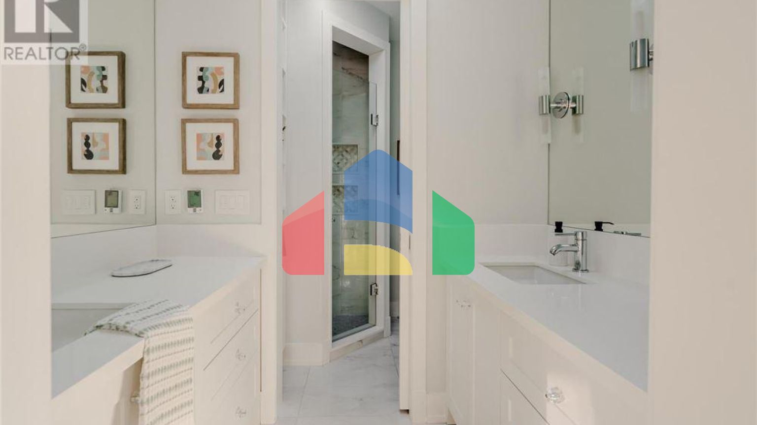 Residential - Single Family Home - Toronto, Canada - Canada