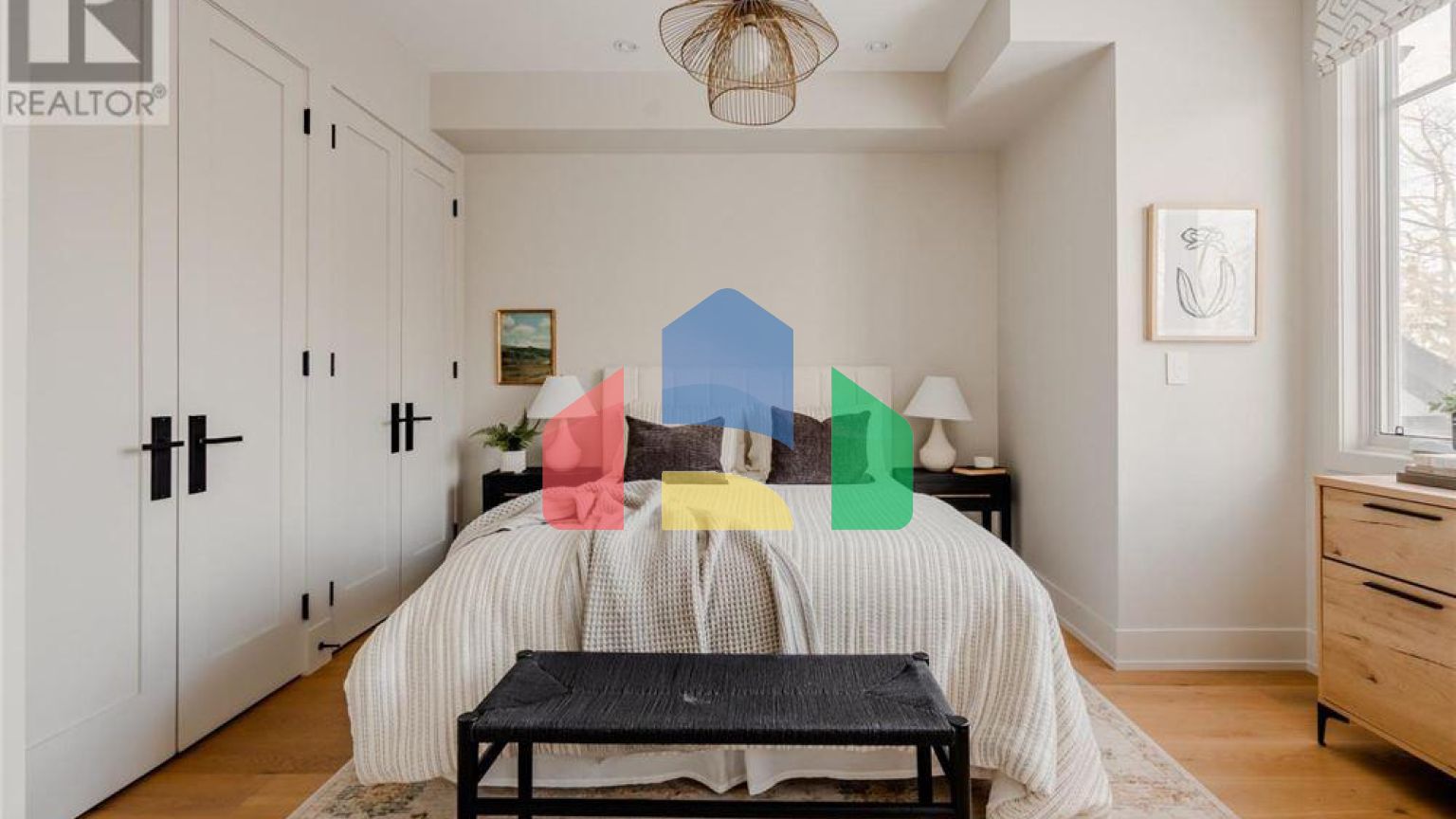 Residential - Single Family Home - Toronto, Canada - Canada