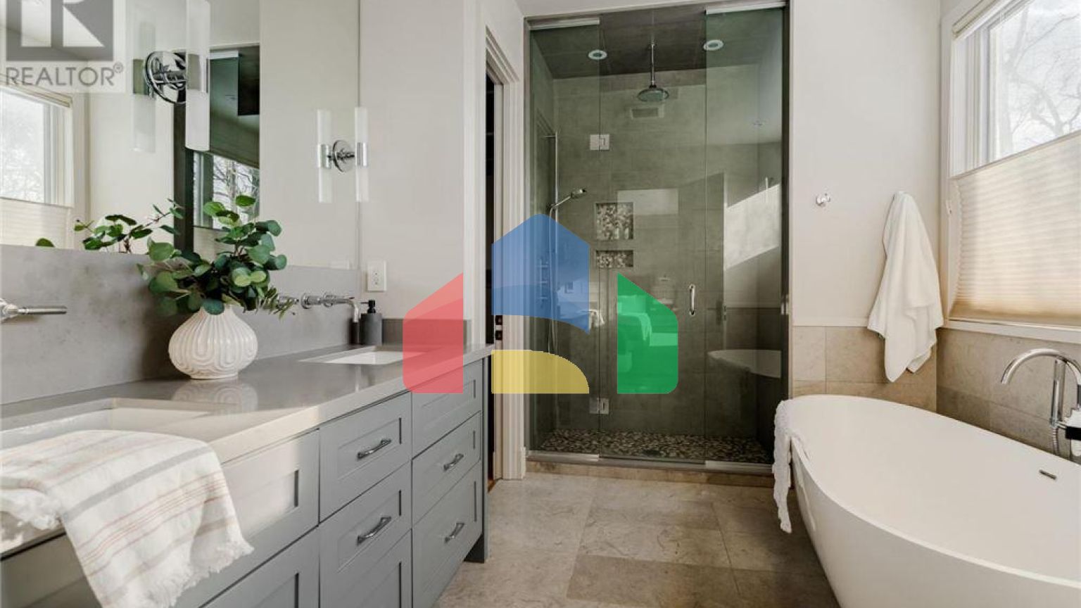 Residential - Single Family Home - Toronto, Canada - Canada