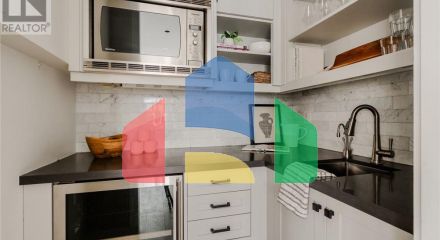 Residential - Single Family Home - Toronto, Canada - Canada