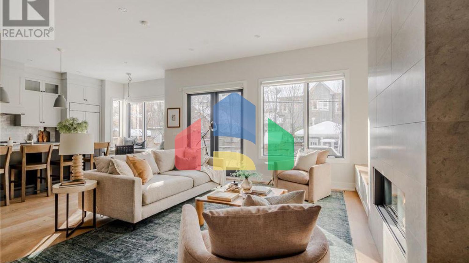 Residential - Single Family Home - Toronto, Canada - Canada