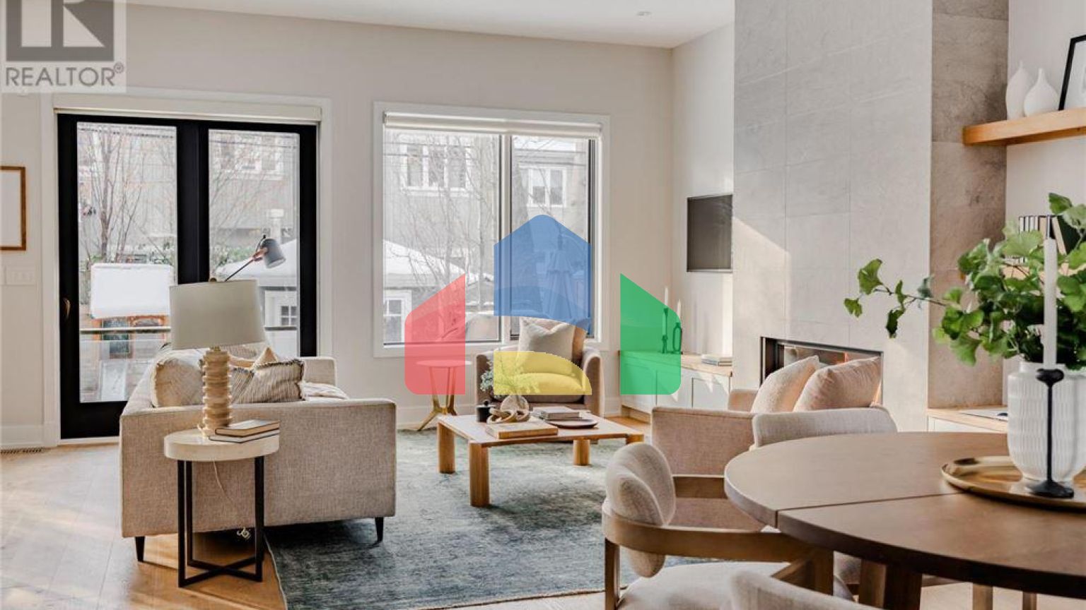 Residential - Single Family Home - Toronto, Canada - Canada