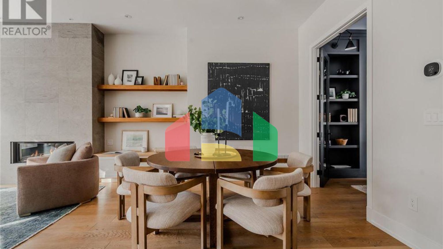 Residential - Single Family Home - Toronto, Canada - Canada