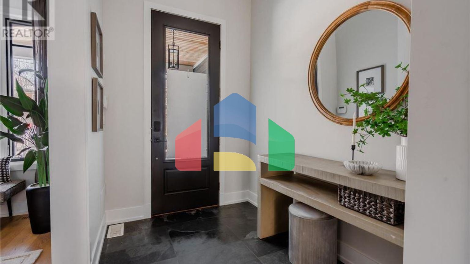 Residential - Single Family Home - Toronto, Canada - Canada