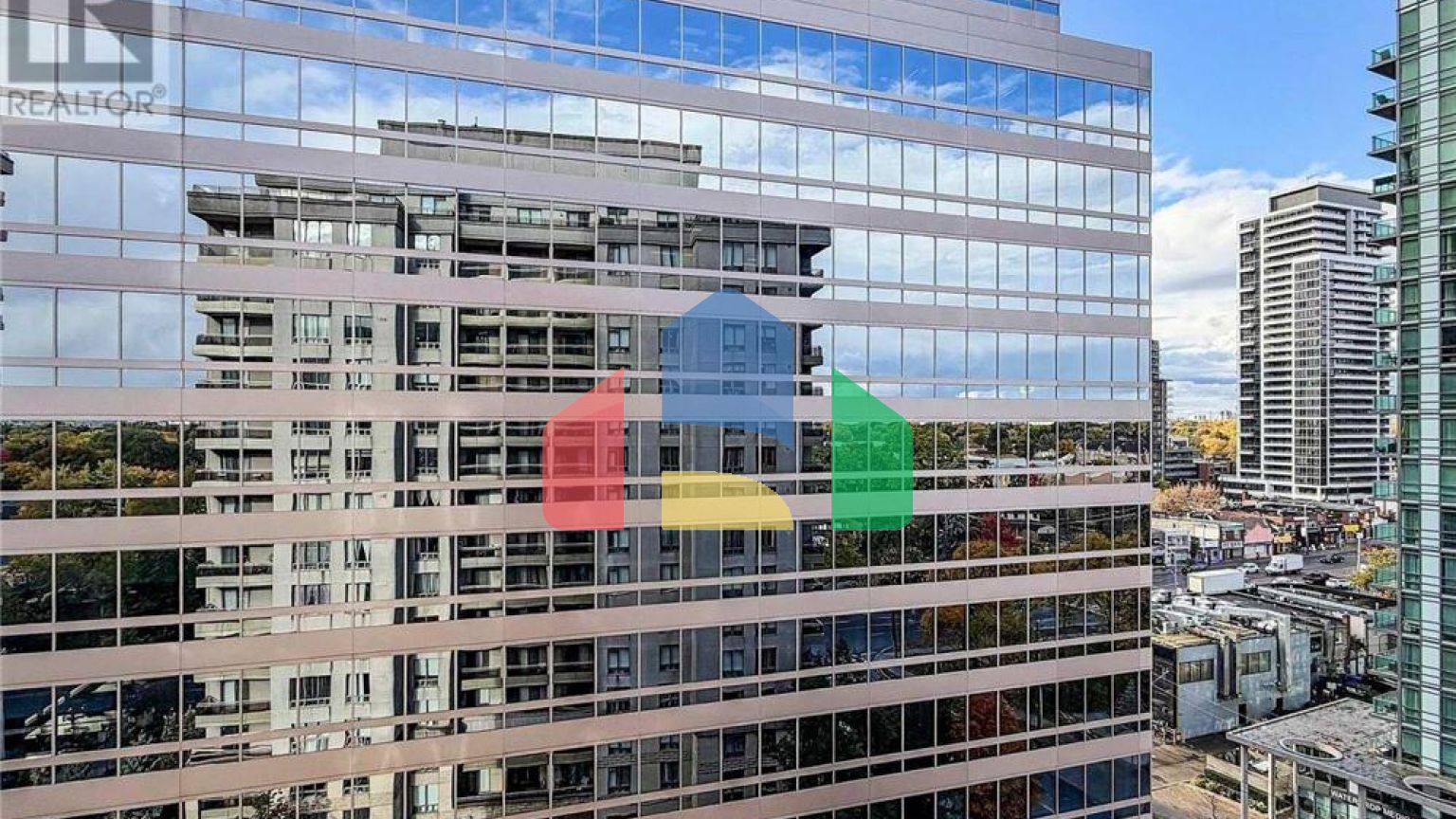 Residential - Condo/Apartment - Toronto, Canada - Canada