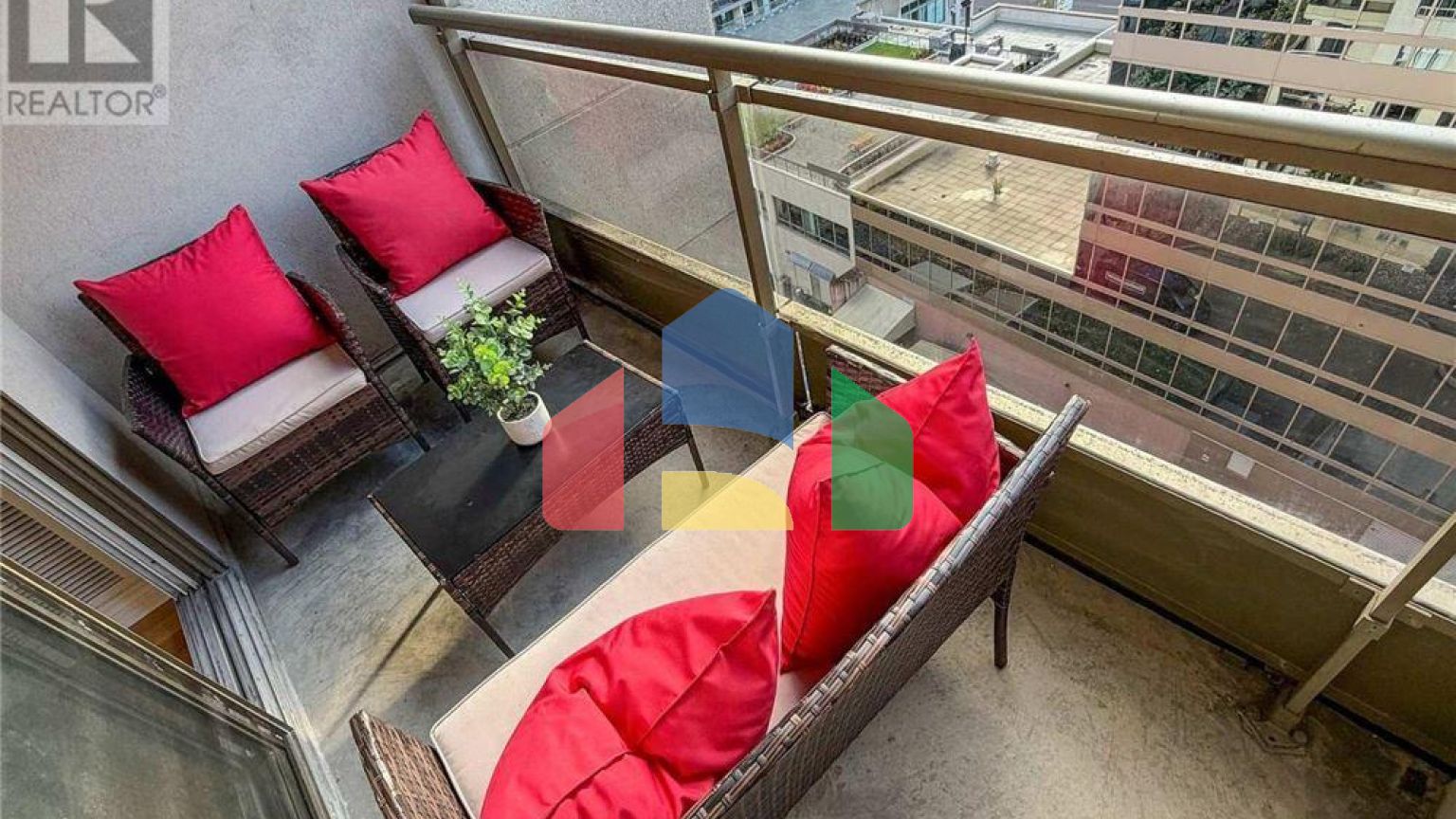 Residential - Condo/Apartment - Toronto, Canada - Canada