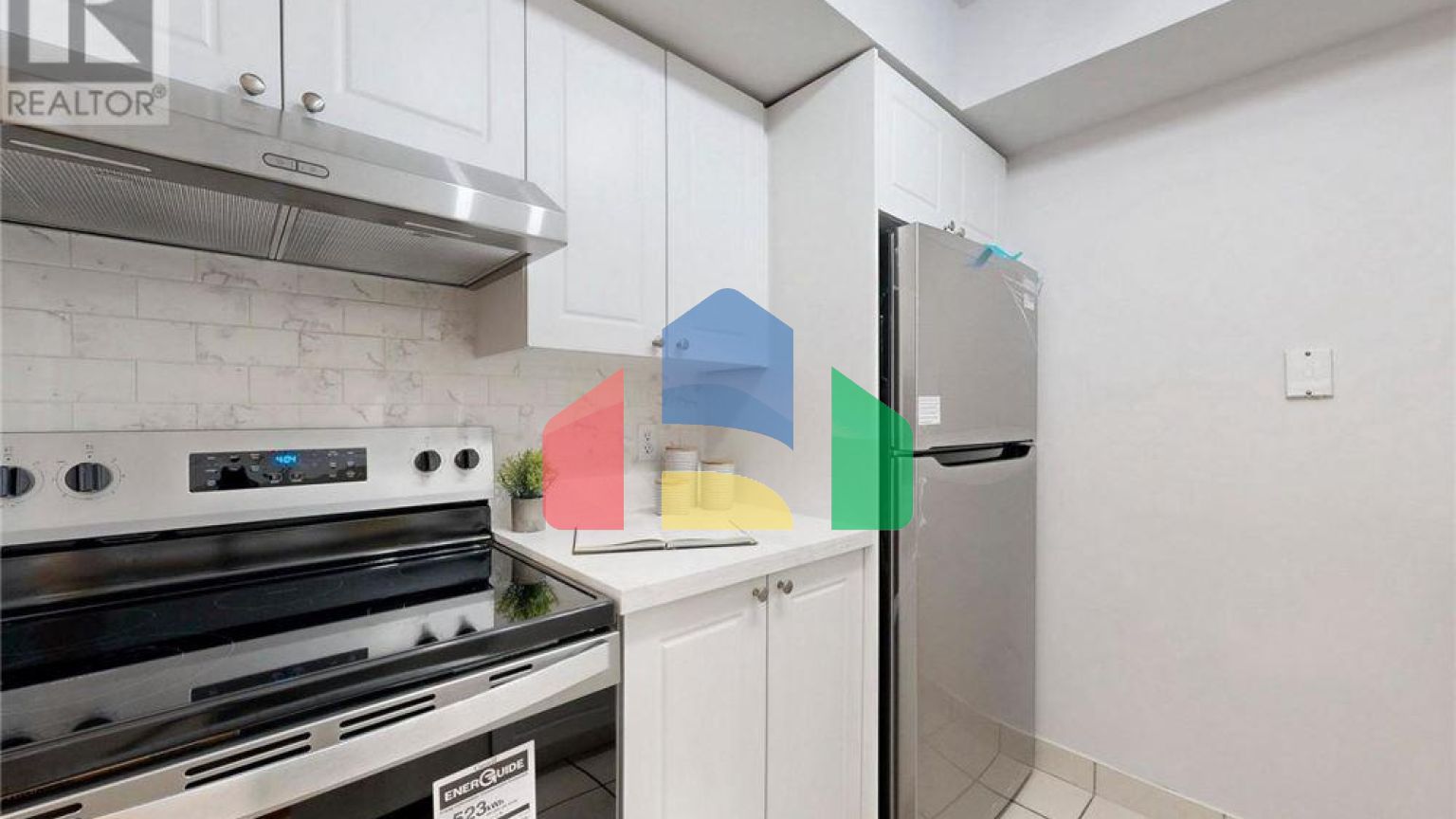 Residential - Condo/Apartment - Toronto, Canada - Canada