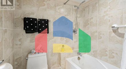 Residential - Single Family Home - Toronto, Canada - Canada