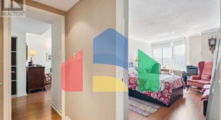 Residential - Single Family Home - Toronto, Canada - Canada