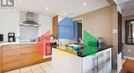 Residential - Single Family Home - Toronto, Canada - Canada