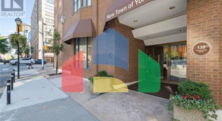 Residential - Single Family Home - Toronto, Canada - Canada