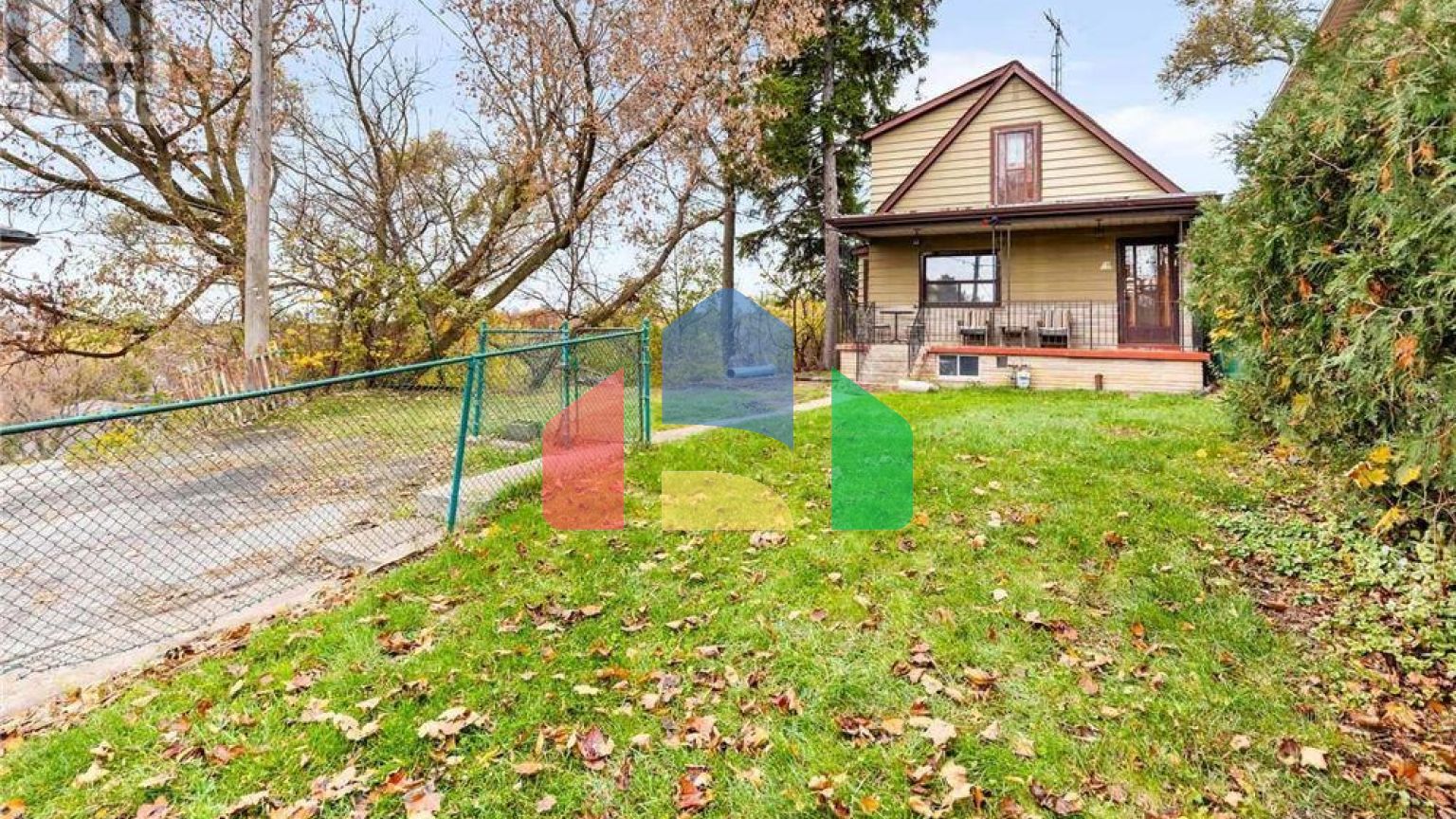 Residential - Single Family Home - Toronto, Canada - Canada