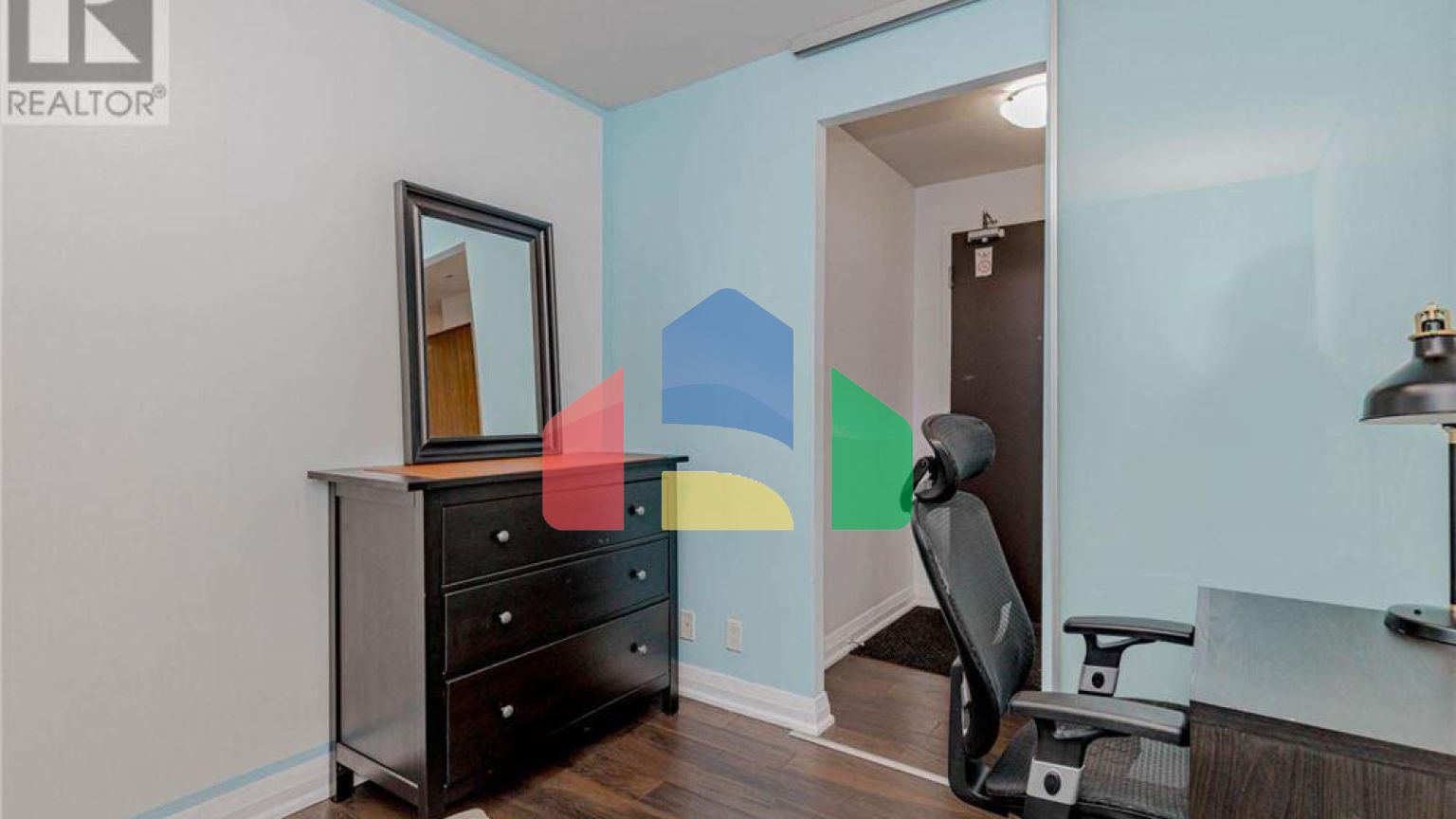 Residential - Condo/Apartment - Toronto, Canada - Canada