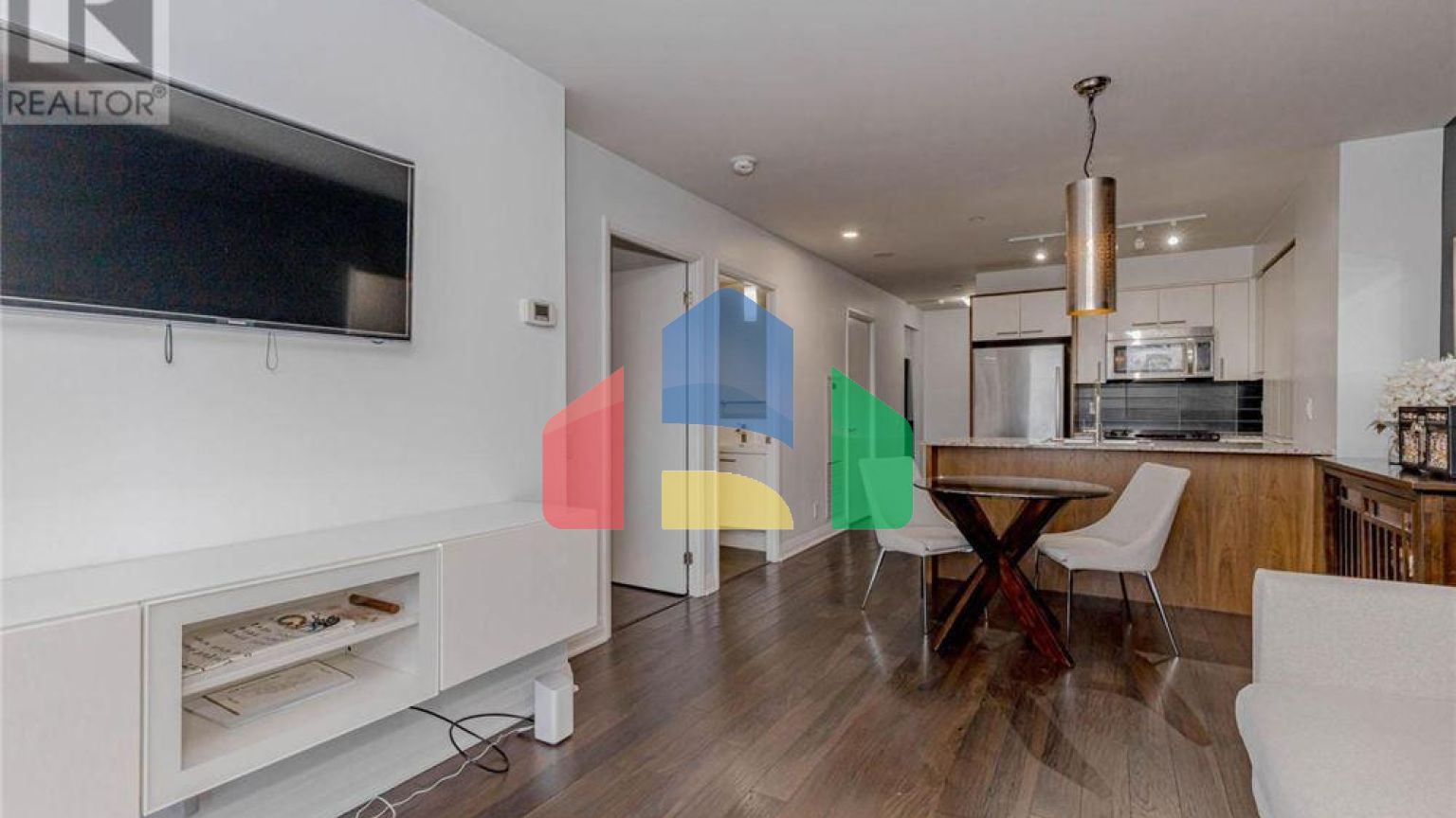 Residential - Condo/Apartment - Toronto, Canada - Canada