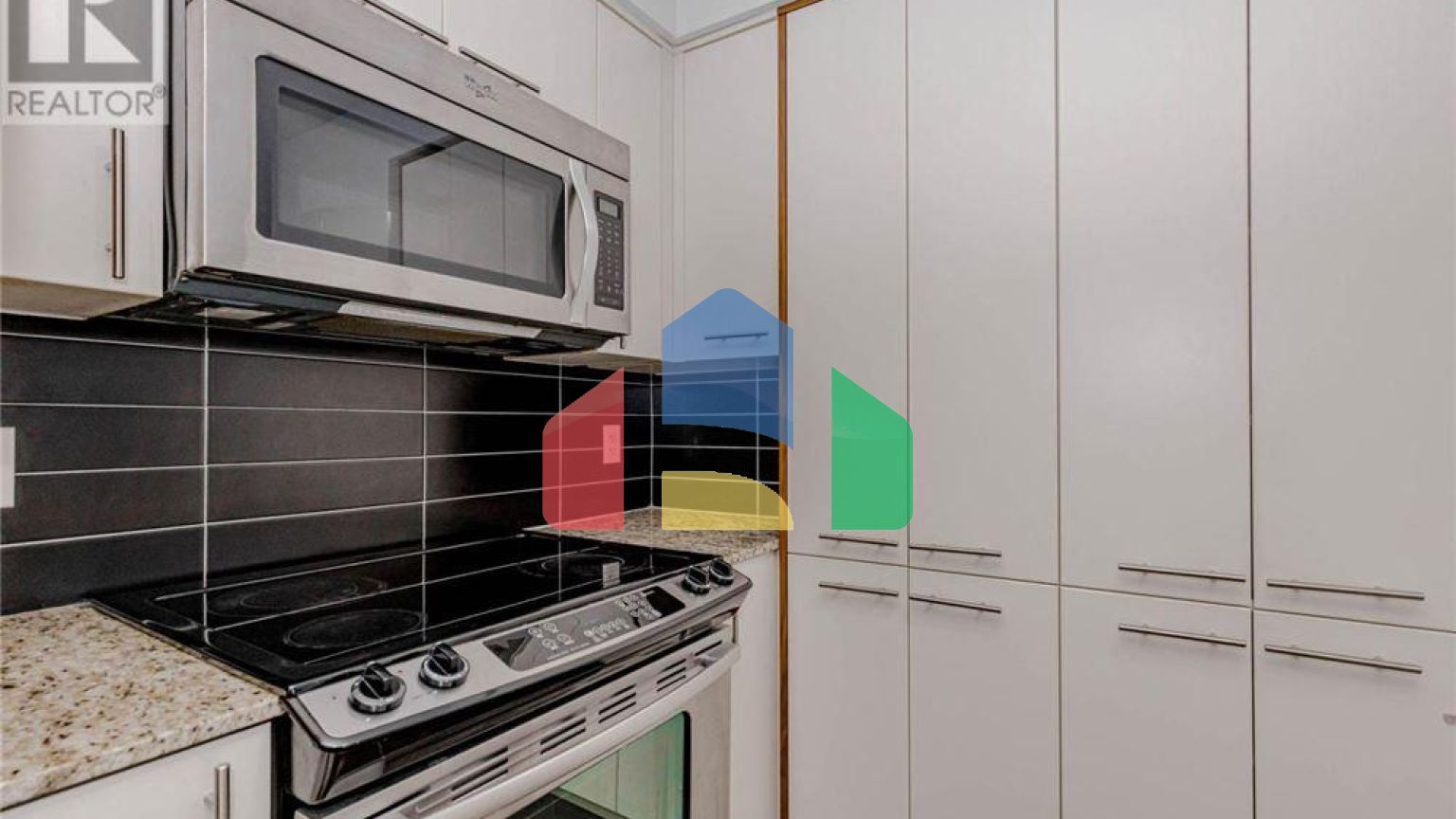 Residential - Condo/Apartment - Toronto, Canada - Canada