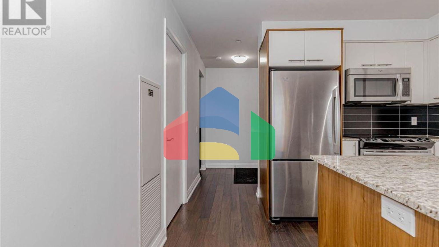 Residential - Condo/Apartment - Toronto, Canada - Canada