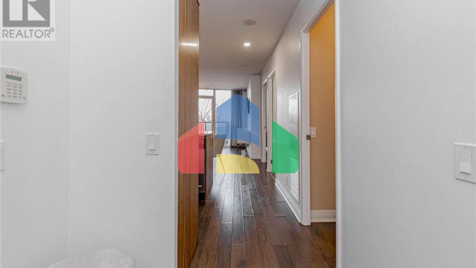 Residential - Condo/Apartment - Toronto, Canada - Canada