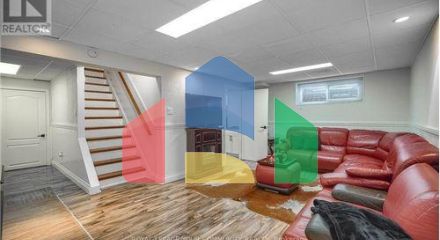 Residential - Single Family Home - Toronto, Canada - Canada