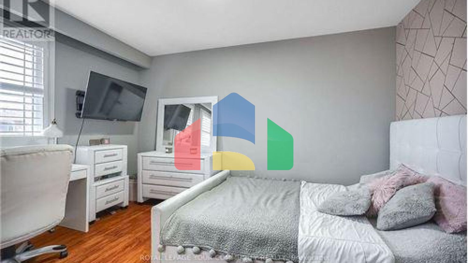 Residential - Single Family Home - Toronto, Canada - Canada