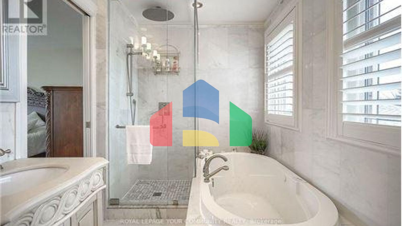 Residential - Single Family Home - Toronto, Canada - Canada