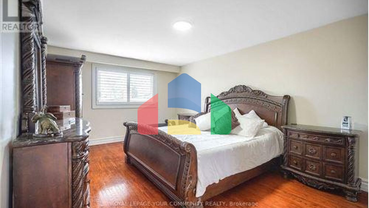 Residential - Single Family Home - Toronto, Canada - Canada