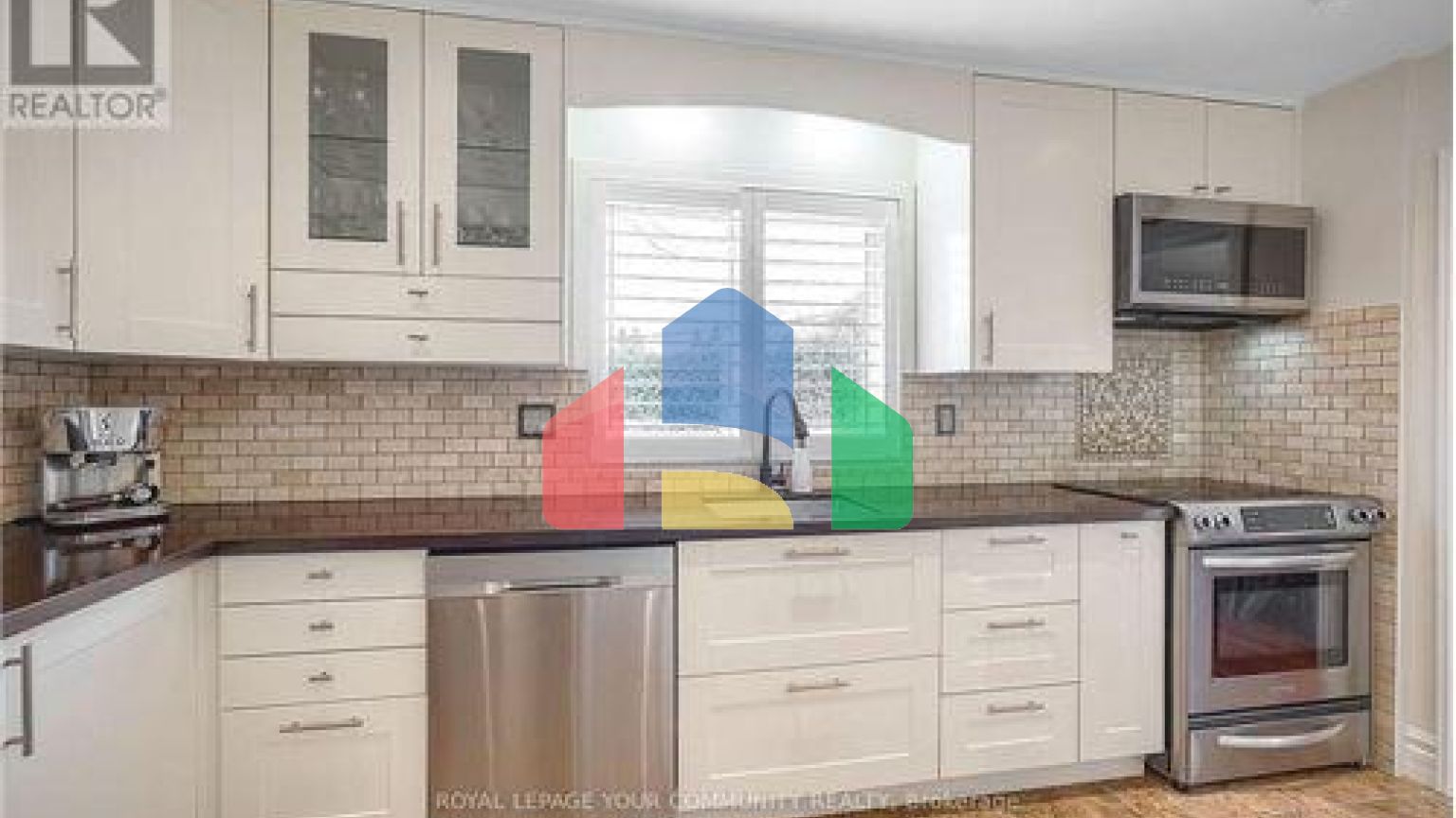 Residential - Single Family Home - Toronto, Canada - Canada