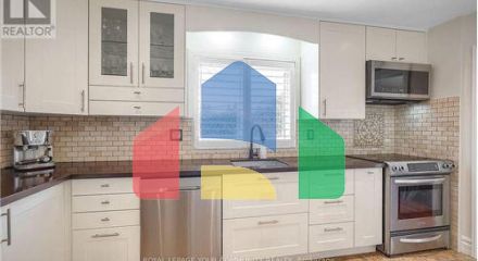 Residential - Single Family Home - Toronto, Canada - Canada