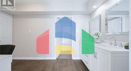 Residential - Single Family Home - Toronto, Canada - Canada