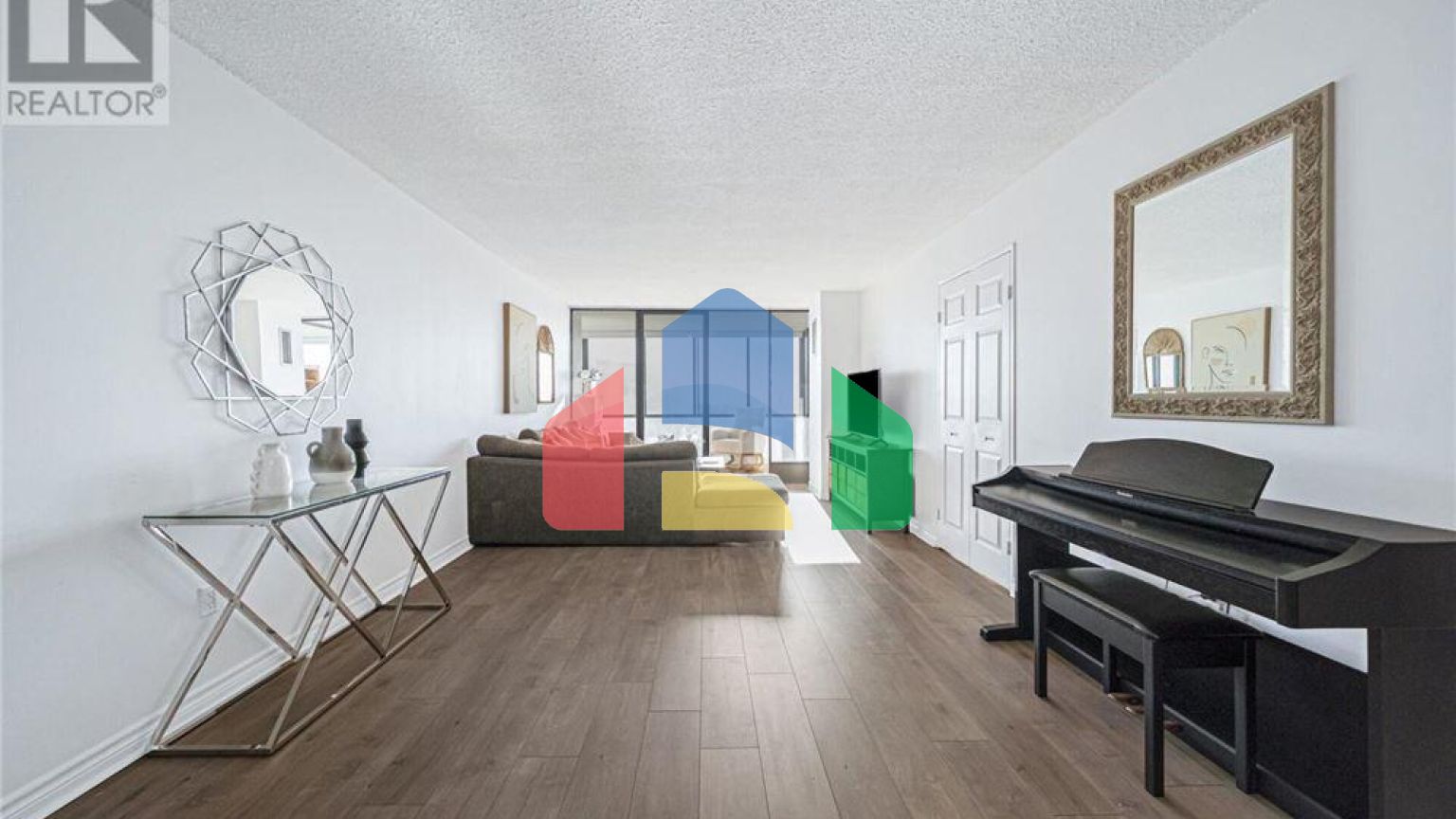 Residential - Single Family Home - Toronto, Canada - Canada