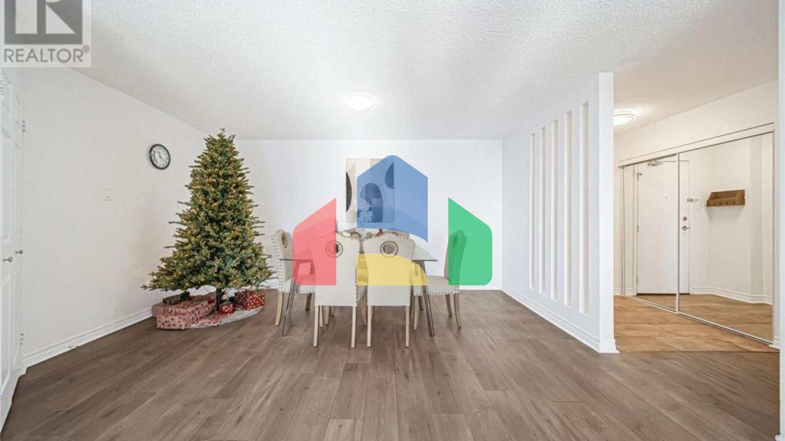 Residential - Single Family Home - Toronto, Canada - Canada