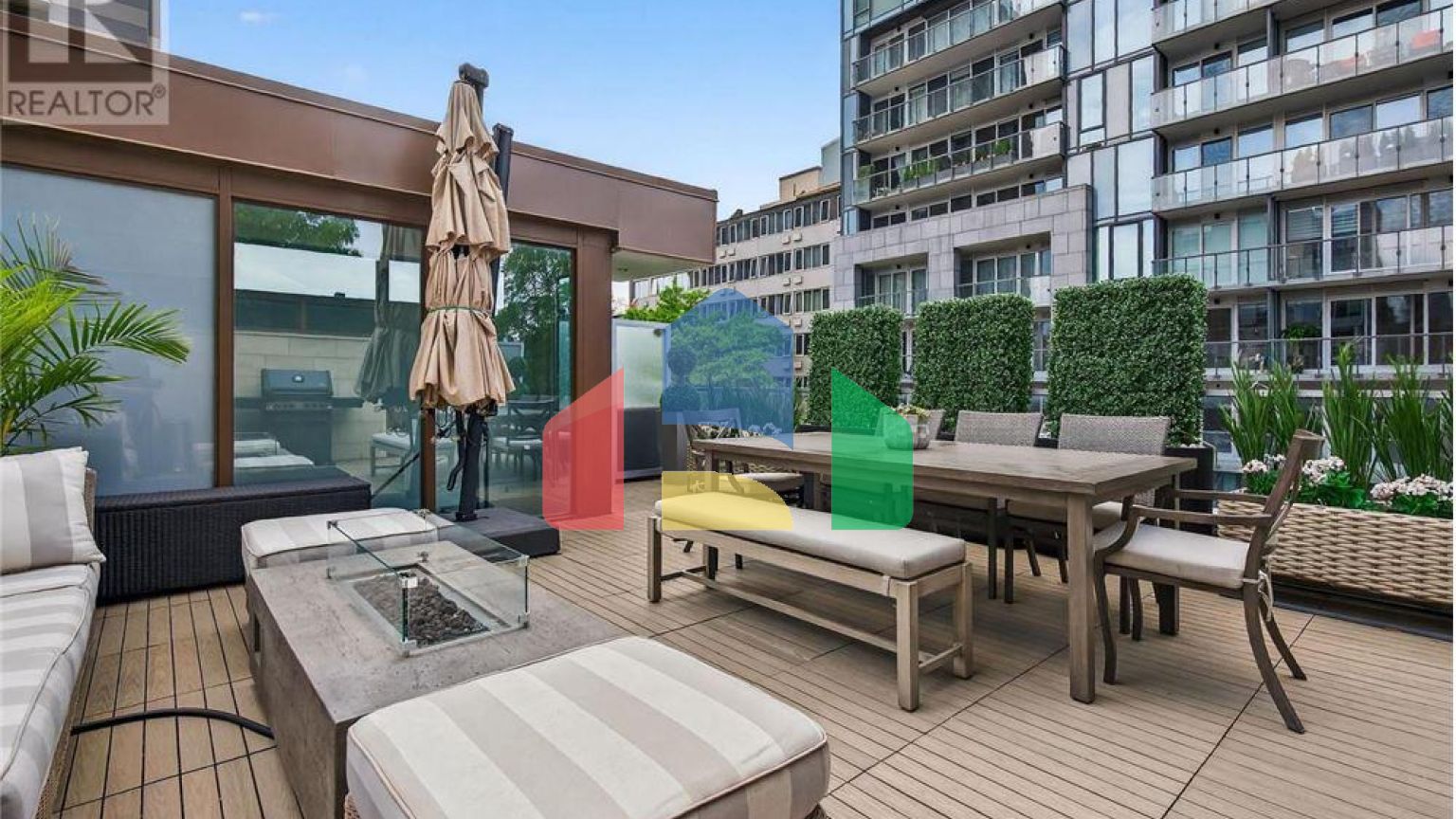 Residential - Townhouse - Toronto, Canada - Canada