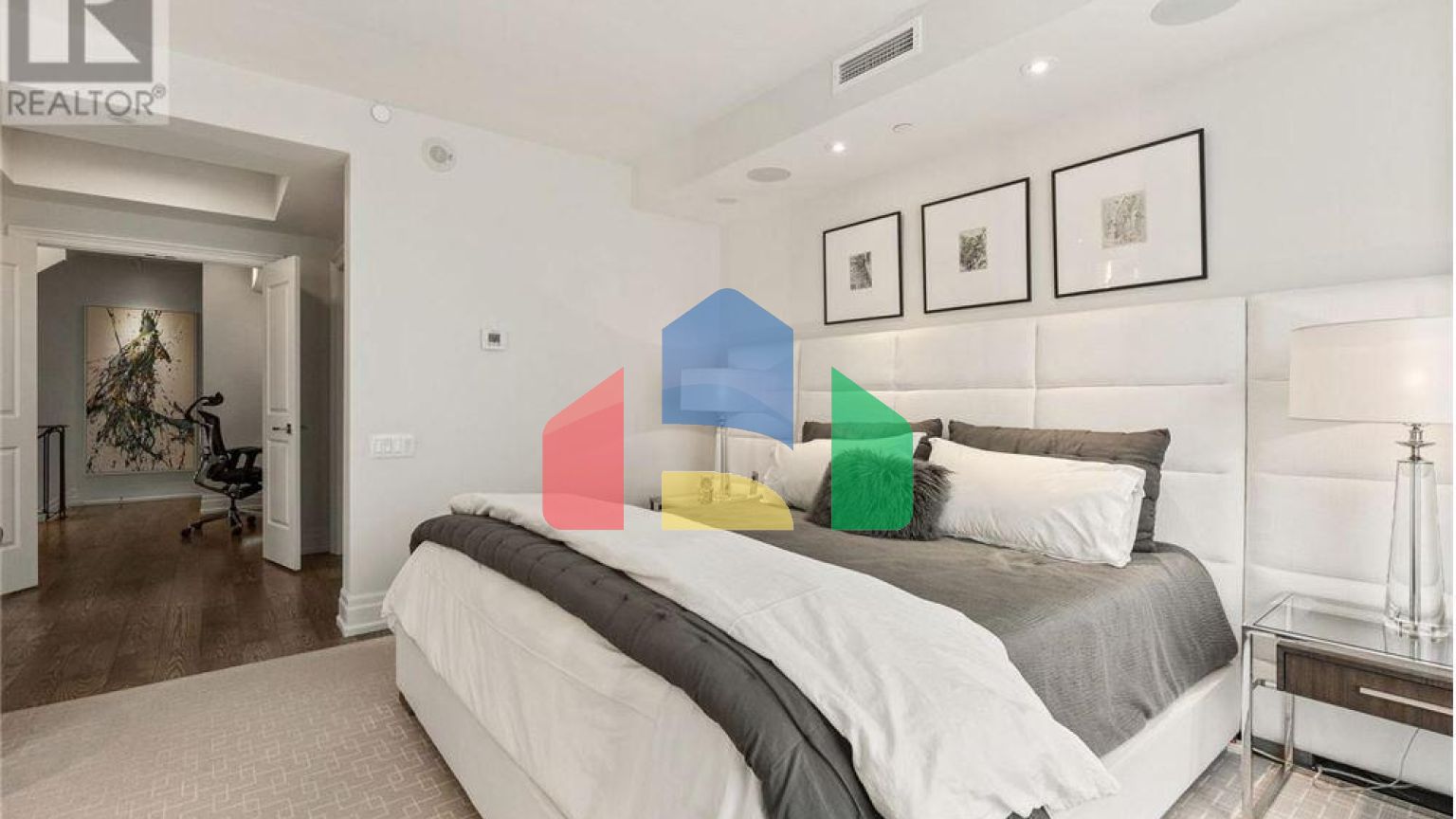 Residential - Townhouse - Toronto, Canada - Canada