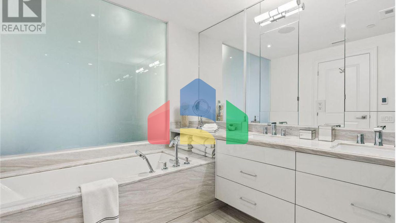 Residential - Townhouse - Toronto, Canada - Canada