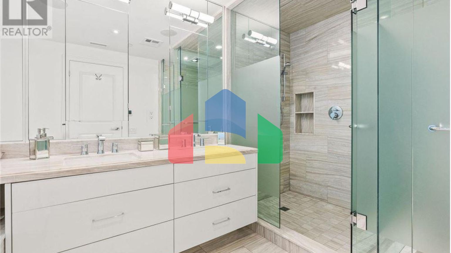 Residential - Townhouse - Toronto, Canada - Canada