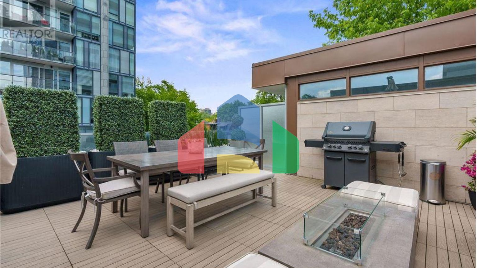 Residential - Townhouse - Toronto, Canada - Canada