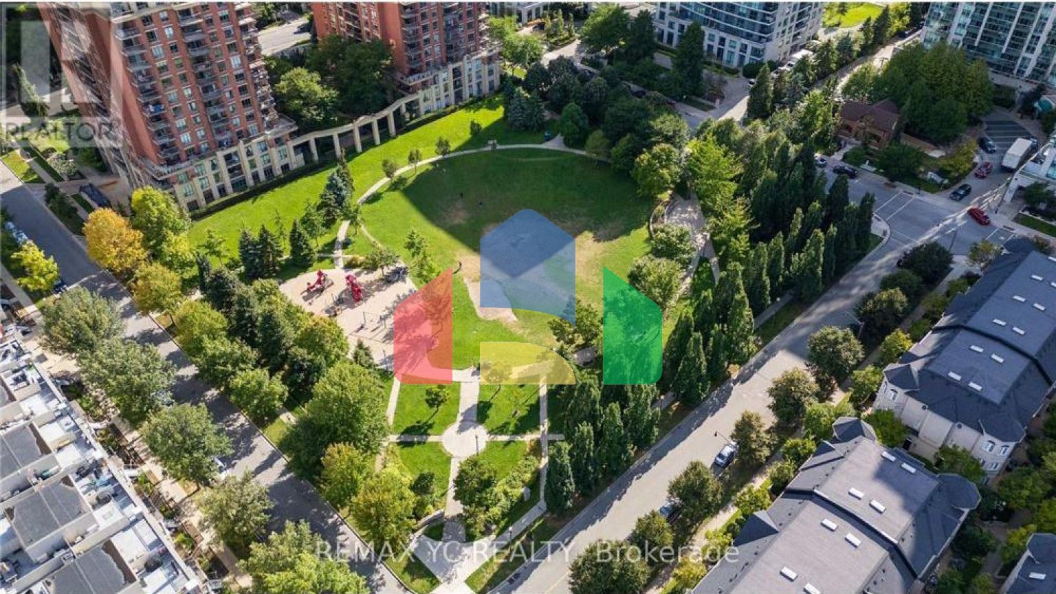 Residential - Single Family Home - Toronto, Canada - Canada