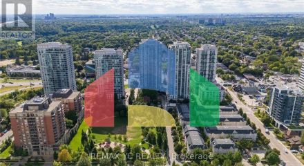 Residential - Single Family Home - Toronto, Canada - Canada