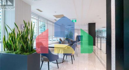 Residential - Single Family Home - Toronto, Canada - Canada