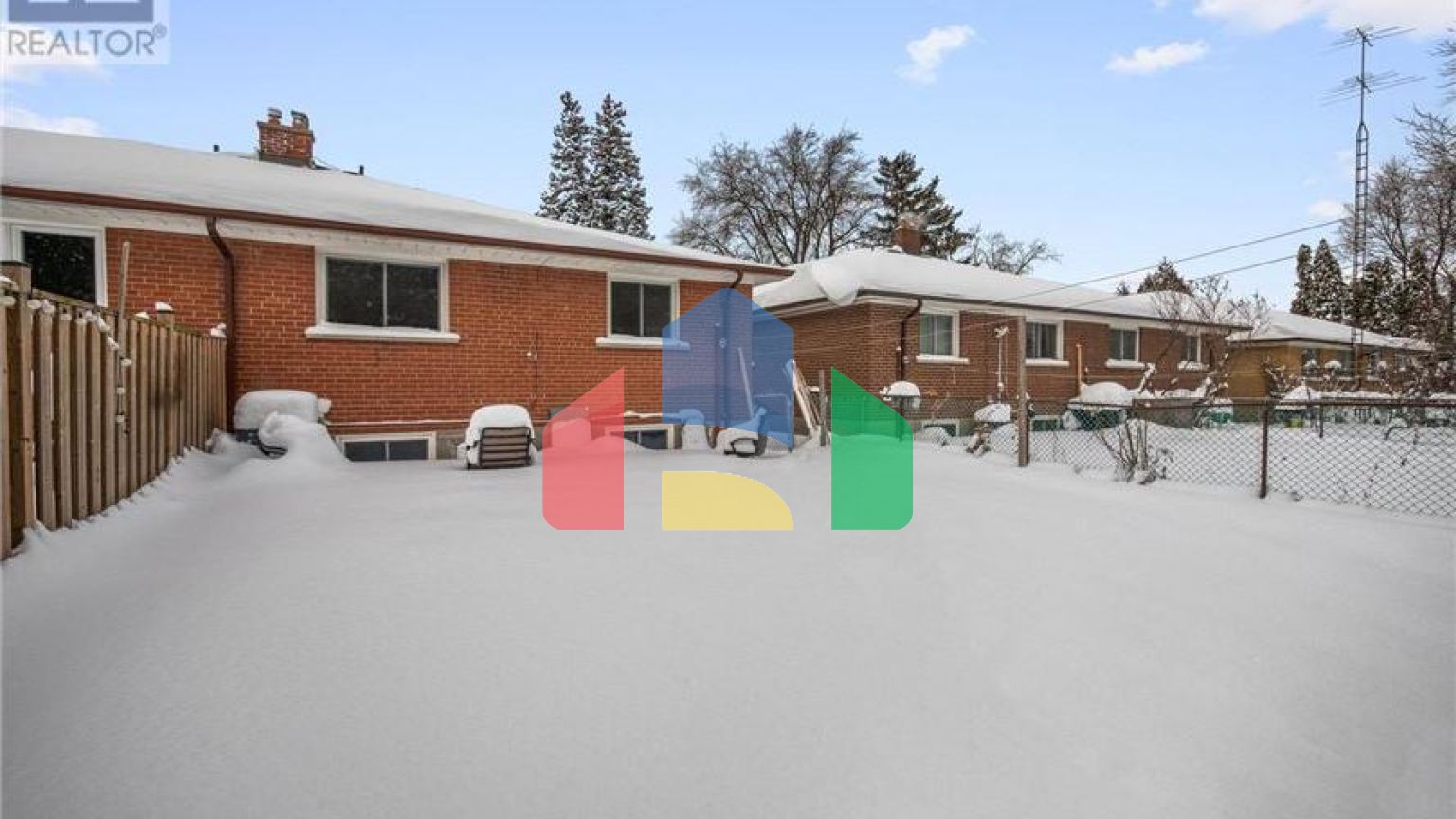 Residential - Single Family Home - Toronto, Canada - Canada