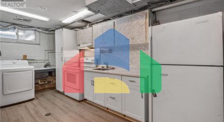 Residential - Single Family Home - Toronto, Canada - Canada