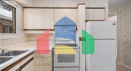 Residential - Single Family Home - Toronto, Canada - Canada