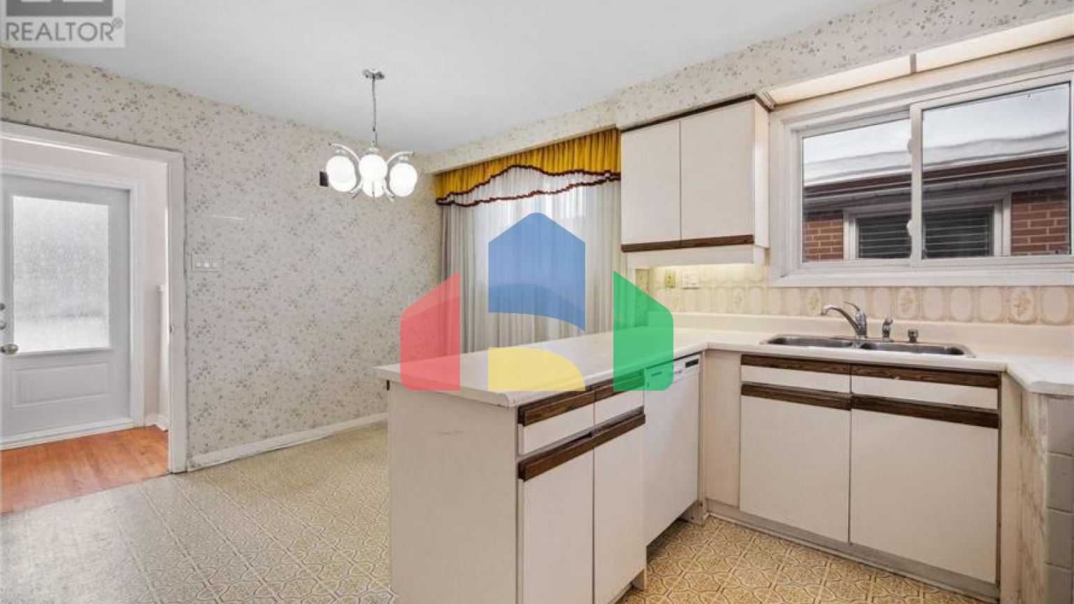 Residential - Single Family Home - Toronto, Canada - Canada